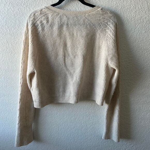 J Crew Supersoft Cropped Cable-knit Sweater Cardigan M Alpaca Blend Quiet Luxury - Picture 2 of 8